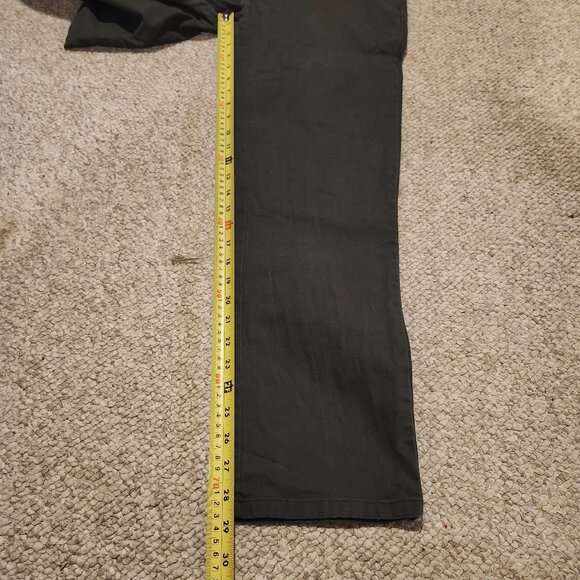 ASOS Design Slim fit chinos in Olive Green/Khaki - Picture 8 of 8